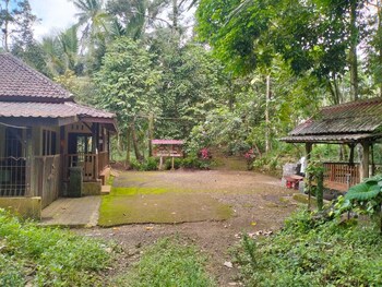 Villa Ndelik Ijen,,2 star