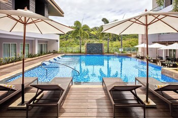Mcollection - Stay Near Private Beach In Boracay,,3 star