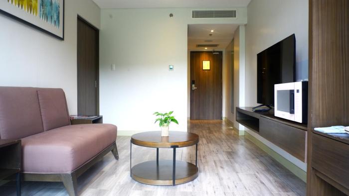 mcollection stay near private beach in boracay