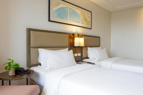 mcollection stay near private beach in boracay