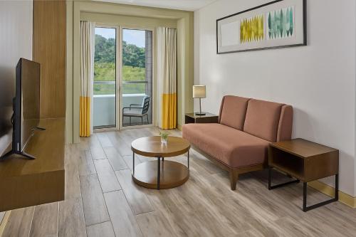 mcollection stay near private beach in boracay