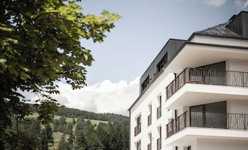 The Post Mountain Residence,,3 star