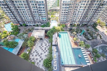 the emerald suites at landmark 81