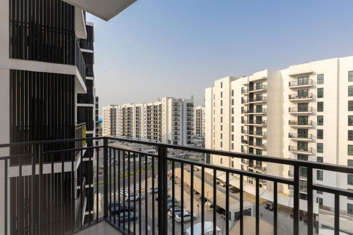 maison privee modern hideaway with canal views on yas island