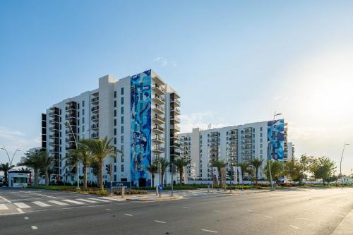 maison privee modern hideaway with canal views on yas island