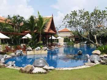 mae pim resort hotel