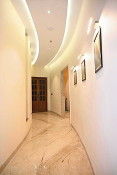 Kadamb Kuteer Vrindavan,,3 star