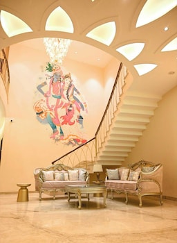 Kadamb Kuteer Vrindavan,,3 star