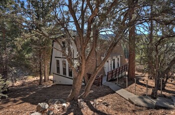 yosemite pines cabin sleeps 6