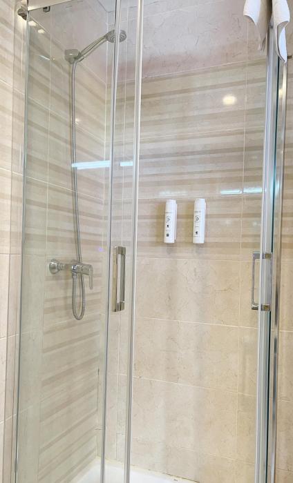 llanes suites