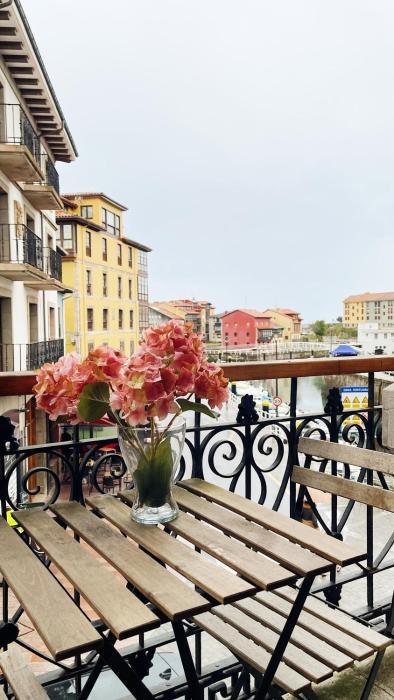 llanes suites