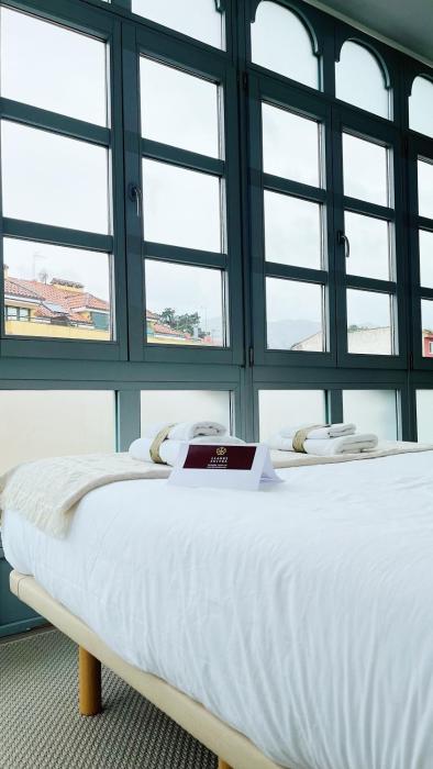 llanes suites
