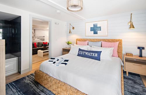 cutwater inn and suites