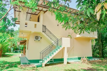 unawatuna nature villa