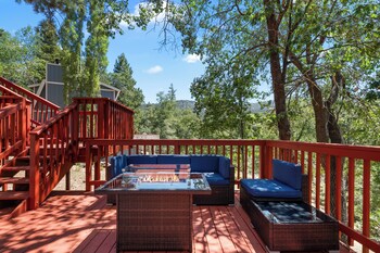 pinecone ridge