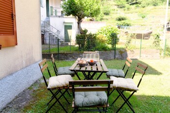 Luce,,0 star