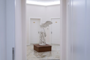 romart luxury rooms