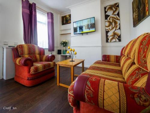 12 cornwallis lodge family room 2