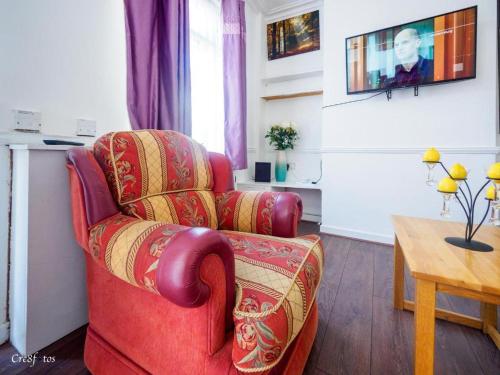12 cornwallis lodge family room 2