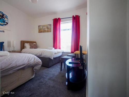 12 cornwallis lodge family room 2