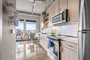Sable 804 - One Bedroom,728 North 3Rd Street,4 star