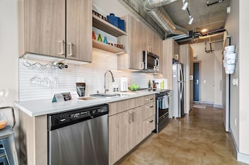 Sable 804 - One Bedroom,728 North 3Rd Street,4 star