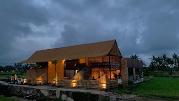 kose villa ubud