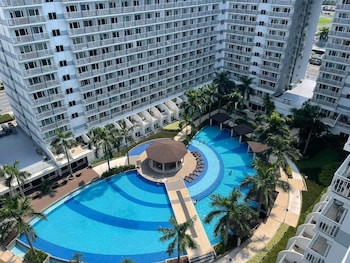 Shell Residences Moa By Darpm,,4 star