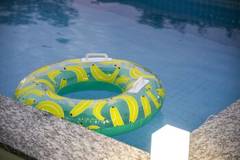 gimnyeong stonewall private pool villa