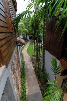 isann suites