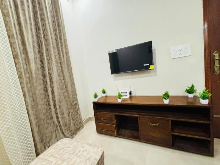 stay royal bnb luxury villa