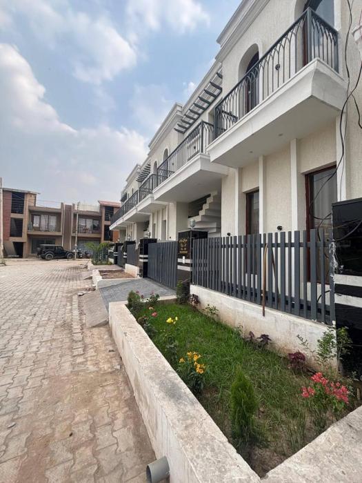 stay royal bnb luxury villa