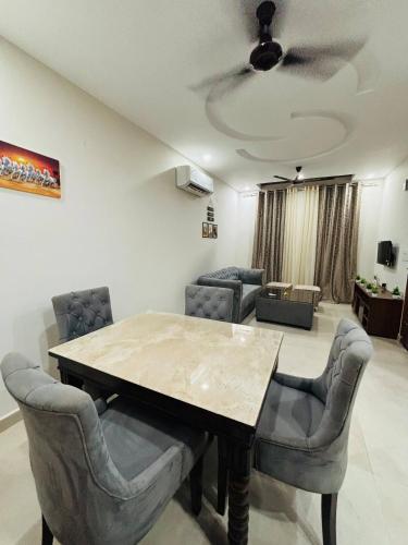 stay royal bnb luxury villa