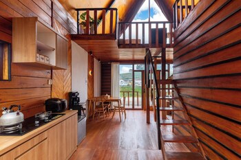 linggayoni cabin dieng