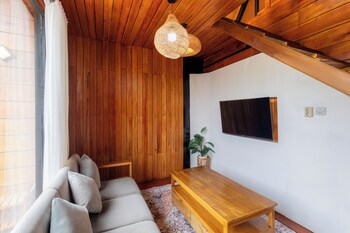 linggayoni cabin dieng
