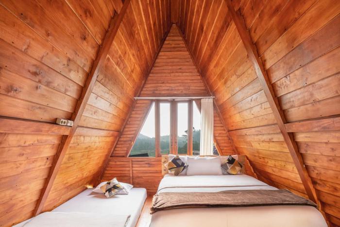 diamond cabin house