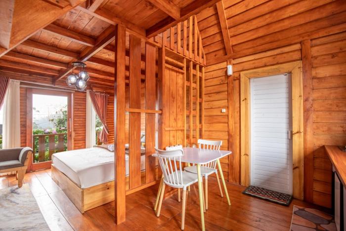 diamond cabin house