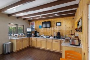 budget lodge ruidoso