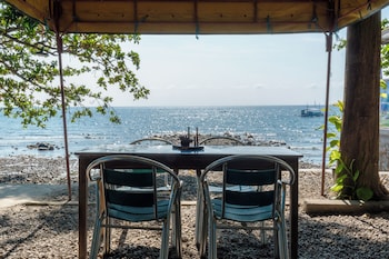 Silang Beach Resort And Diving,,3 star