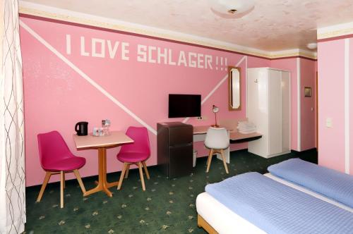 schlagerschloss hotel