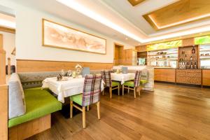 Wohlfuhlhotel Berg Heil,Elbigenalp>>Bach,4 star