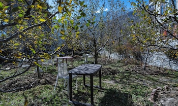 treebo mr villa with mountain view