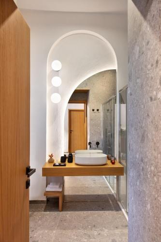 fortunella suites luxury