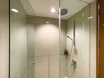 lot 163 fraser place luxury apartments
