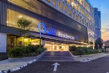 platinum quill apartments residences