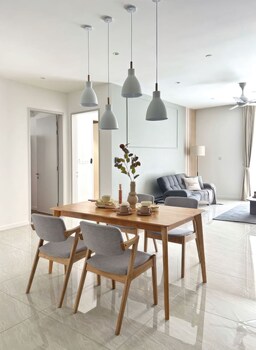 platinum quill apartments residences