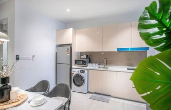 platinum quill apartments residences