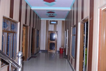 Shivdham Guest House,,3 star