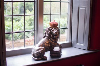 manor sun retreat
