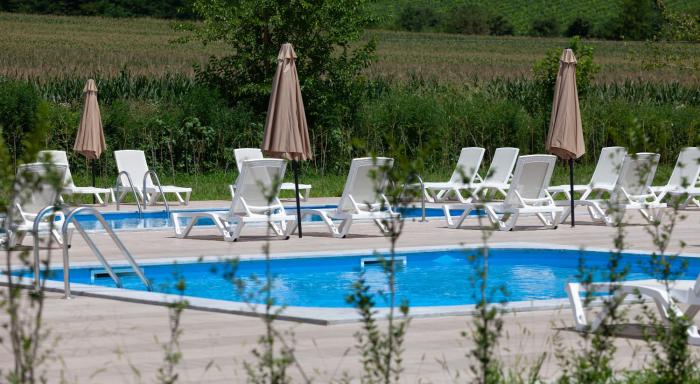 moretoni lake resort